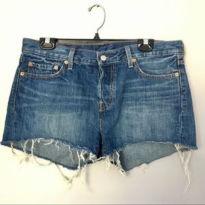 LEVI’S | cut-off shorts size 29